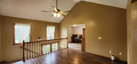 210 S Aspen St, Buffalo, MO 65622 photo 9