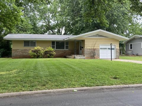 1864 Edgewood St, Springfield, MO 65804 photo 1
