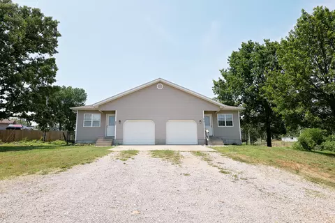 325 Cassie Ct, Conway, MO 65632