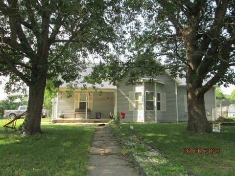 307 E Newton St, Granby, MO 64844 photo 1