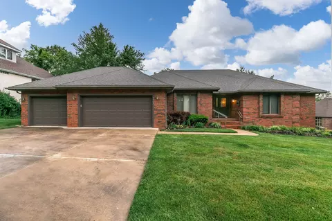 3967 E Cherokee St, Springfield, MO 65809 photo 1