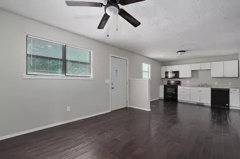 2049-2051 E Cairo, Springfield, MO 65802 photo 3