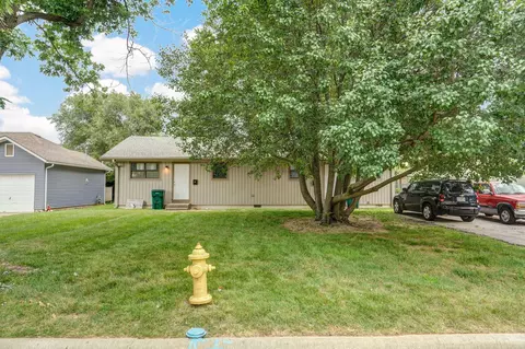 2049-2051 E Cairo, Springfield, MO 65802 photo 2