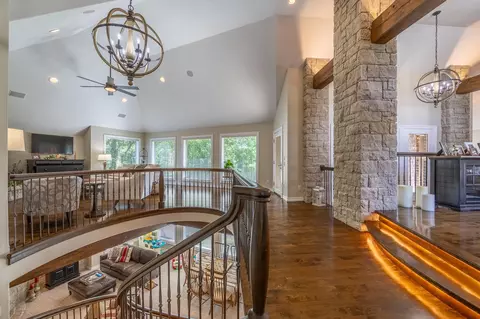 Entry Way - 6301 S Riverglen Rd, Ozark, MO 65721 photo 9 of 18