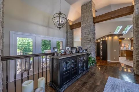 Entry Way - 6301 S Riverglen Rd, Ozark, MO 65721 photo 2 of 18