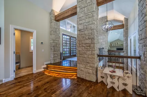 Entry Way - 6301 S Riverglen Rd, Ozark, MO 65721 photo 3 of 18