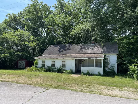 107 E Murray St, Ash Grove, MO 65604 photo 1
