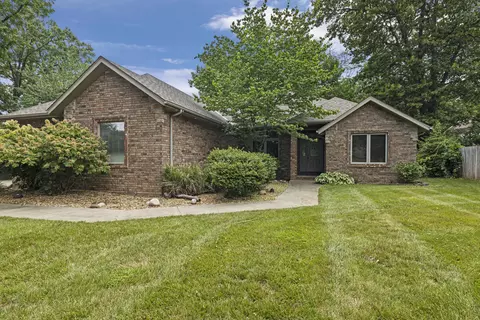3914 E Stanford St, Springfield, MO 65809 photo 1