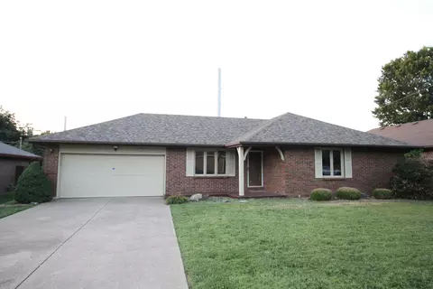 831 E Rockwood St, Springfield, MO 65807 photo 1