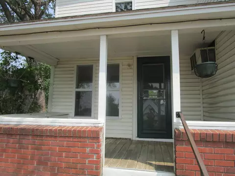 226 E 2nd St, Mountain View, MO 65548 photo 5