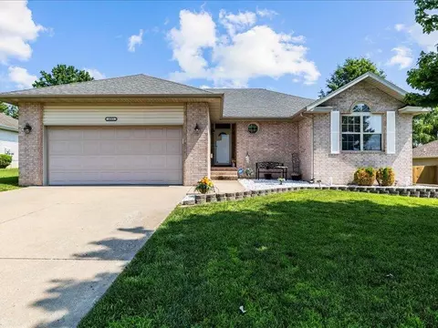 403 Southview St, Willard, MO 65781 photo 1