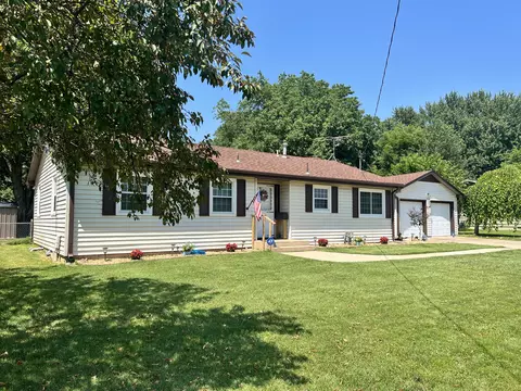 3149 W Silverleaf St, Springfield, MO 65807 photo 1