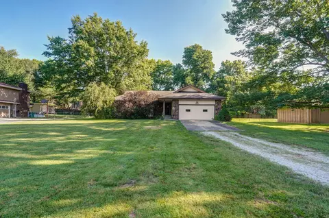 3563 E Churchill St, Springfield, MO 65809 photo 1