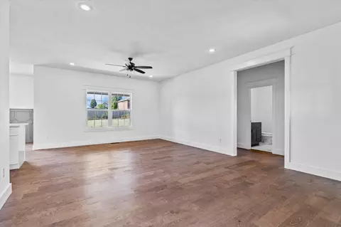 694 Wright St, Willard, MO 65781 photo 6