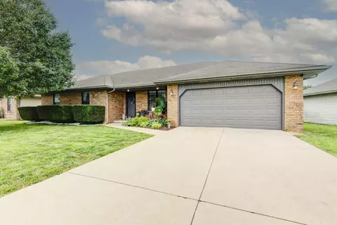108 W Hunter Dr, Nixa, MO 65714 photo 1