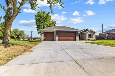 675 Wright St, Willard, MO 65781 photo 3