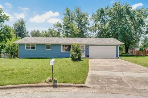 2758 W Sylvia Ct, Springfield, MO 65803 photo 1