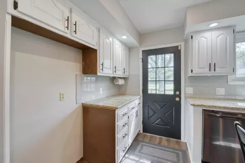 2732 N Oak Park Dr, Springfield, MO 65803 photo 16