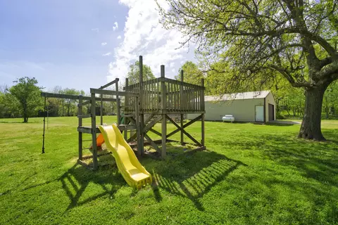2732 N Oak Park Dr, Springfield, MO 65803 photo 70