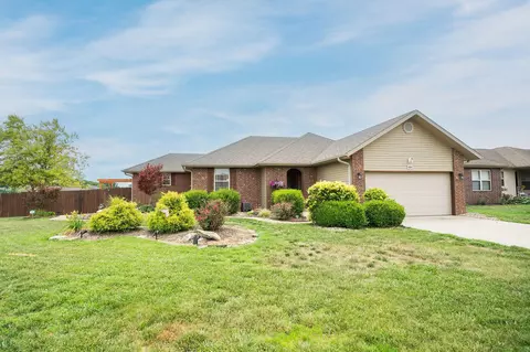 4324 W Nicholas St, Springfield, MO 65802 photo 1