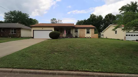 923 E Snider St, Springfield, MO 65803 photo 1