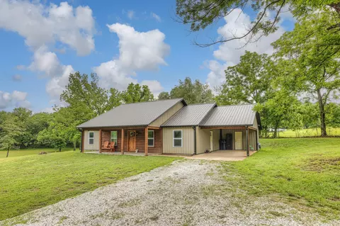 1075 E Valley St, Granby, MO 64844 photo 1