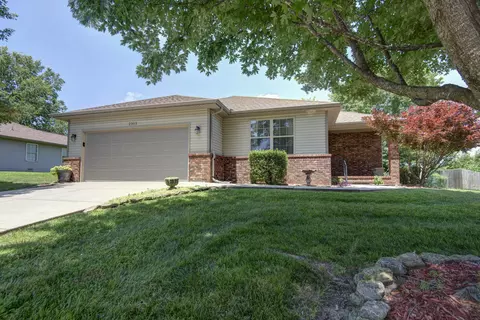 2303 E Moonlight St, Republic, MO 65738 photo 1