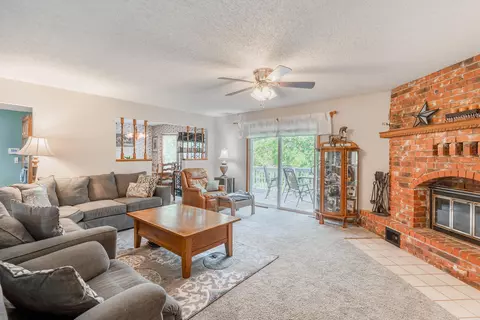 2835 W Farm Rd 80, Springfield, MO 65803 photo 8