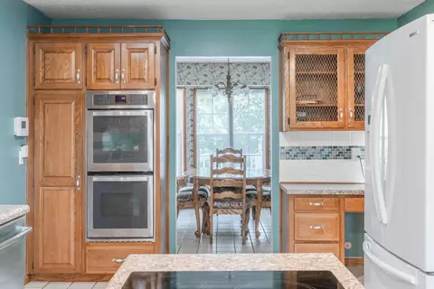 2835 W Farm Rd 80, Springfield, MO 65803 photo 16