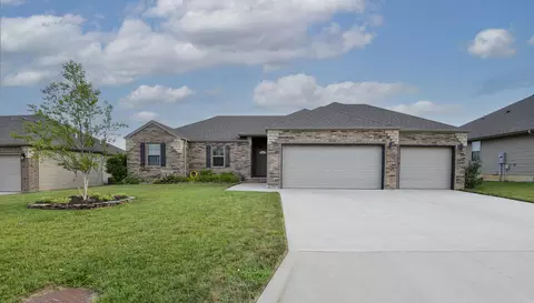 2452 E Prairie Ridge St, Republic, MO 65738 photo 1