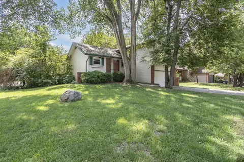 4536 S Crescent Ave, Springfield, MO 65804 photo 1
