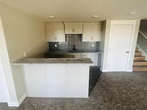 5870 S Meadowood Ave, Springfield, MO 65810 photo 13