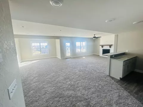 5870 S Meadowood Ave, Springfield, MO 65810 photo 15
