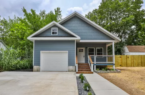 2110 N Campbell Ave, Springfield, MO 65803 photo 1