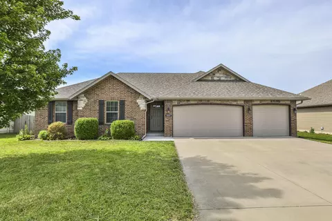 3000 E Jamestown Ct, Republic, MO 65738 photo 1