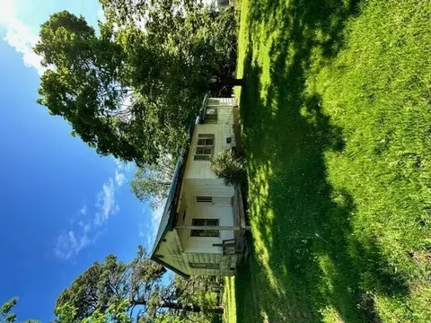 10427 County Road 637, Birch Tree, MO 65438