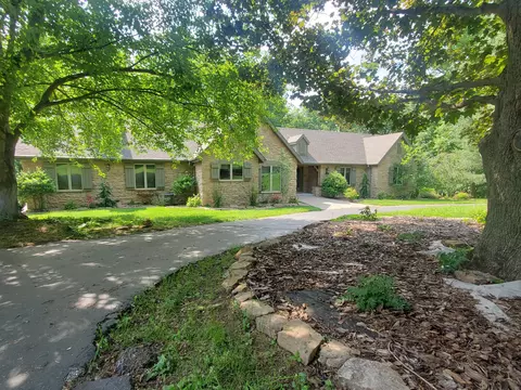 5396 E Pleasant Valley Ln, Springfield, MO 65809 photo 1