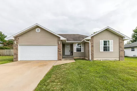 128 E Loyal St, Clever, MO 65631 photo 1