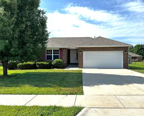 512 Silverleaf Ln, Willard, MO 65781 photo 1