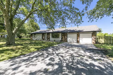 431 S Farm Rd 89, Springfield, MO 65802 photo 1