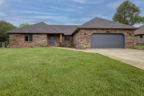 2529 S Overhill Ave, Springfield, MO 65807 photo 1