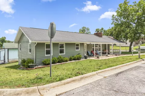 620 S 2nd St, Branson, MO 65616 photo 1