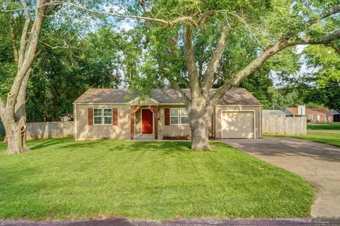 2303 S Mccann Ave, Springfield, MO 65804 photo 1