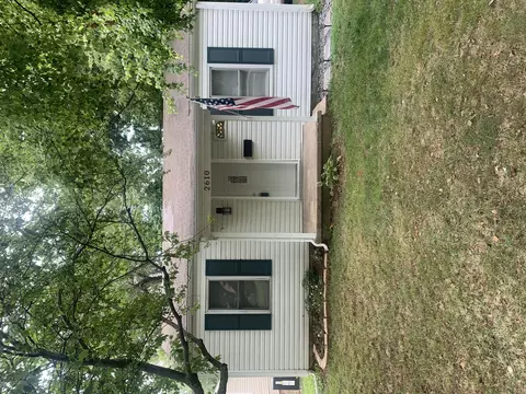 2610 W Page St, Springfield, MO 65802 photo 1