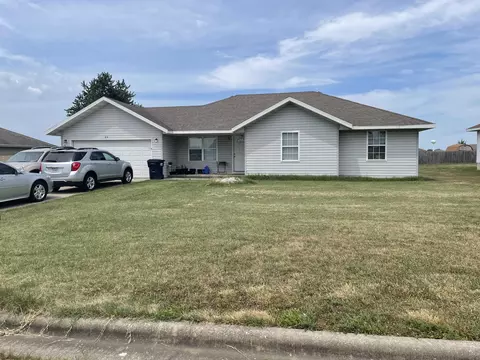 795 Stanford Ct, Marshfield, MO 65706 photo 1