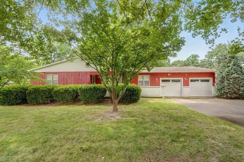 812 W Riverside St, Springfield, MO 65807 photo 1