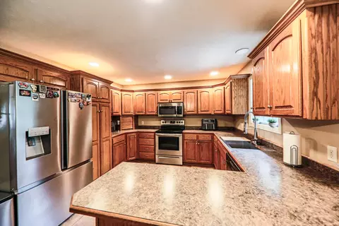 895 Spring Hill Rd, Sparta, MO 65753 photo 3