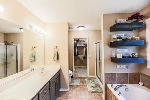 895 Spring Hill Rd, Sparta, MO 65753 photo 9