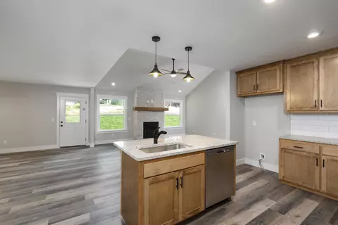 2114 E Wren St, Ozark, MO 65721 photo 13