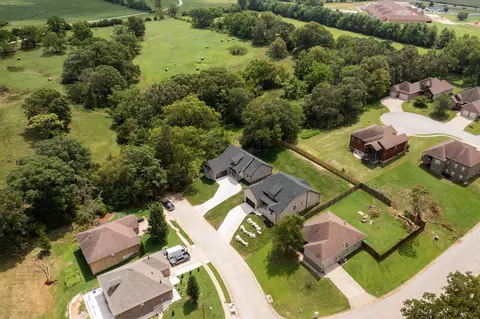 2114 E Wren St, Ozark, MO 65721 photo 39